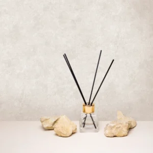 کاغذ دیواری طرح پتینه سفید کد ۱۰۱۸۸