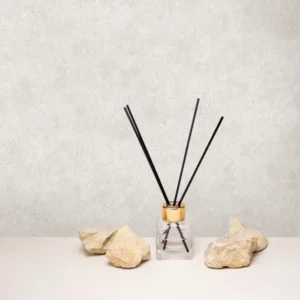 کاغذ دیواری طرح پتینه سفید کد ۱۰۱۸۹