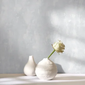 کاغذ دیواری طرح پتینه سفید کد ۱۰۲۲۳